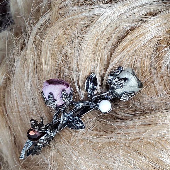 Mauve & Olive Silk Petite Roses Barrette with Pearl an Garnet Crystal - Picture 4 of 8